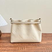 Okify Louis Vuitton Bundle Bag In Cream M25452 28x20x11.5cm - 4