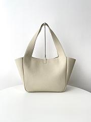 Okify YSL LE 5 À 7 Bea Bag In White 50x28x18cm - 3