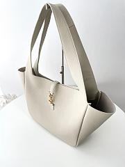 Okify YSL LE 5 À 7 Bea Bag In White 50x28x18cm - 2