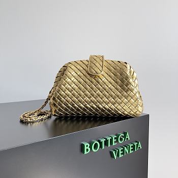 Okify Bottega Veneta Small Lauren 1980 Metallic Clutch In Gold 27x15x8cm