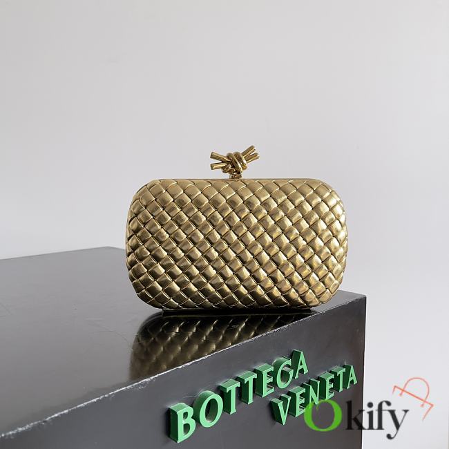 Okify Bottega Veneta Knot Bag In Gold MXN 78 850 20.5x6x12.5cm - 1