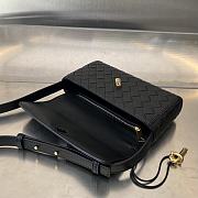 Okify Bottega Veneta Mini Andiamo Bag In Black 21.5x13.5x4.5cm  - 5