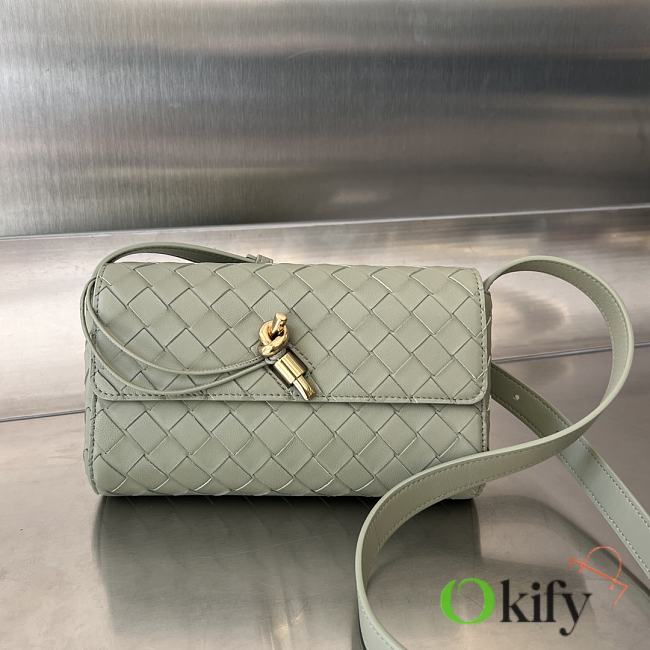 Okify Bottega Veneta Mini Andiamo Bag In Green 21.5x13.5x4.5cm  - 1