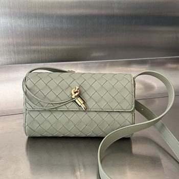 Okify Bottega Veneta Mini Andiamo Bag In Green 21.5x13.5x4.5cm 