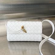 Okify Bottega Veneta Mini Andiamo Bag In White 21.5x13.5x4.5cm  - 1