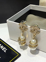 Okify CC Two Pearl Earrings  - 5