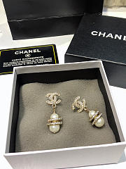 Okify CC Two Pearl Earrings  - 3