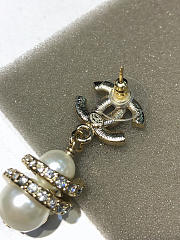 Okify CC Two Pearl Earrings  - 2