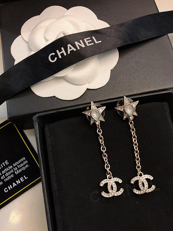 Okify CC Crystal Star Earrings 