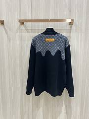 Okify Louis Vuitton Black And Grey Sweater  - 3