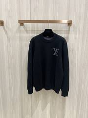 Okify Louis Vuitton Black Sweater SML 21569 - 1