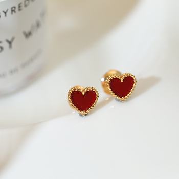 Okify VCA Red Heart Earrings 21758