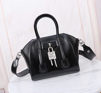 Okify Givenchy Antigona Lock Bag In Black With Silver Hardware 22x29x18x13cm 