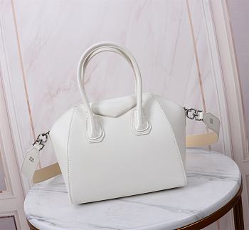 Okify Givenchy White Antigona Toy Bag In Box Leather 22x27x13cm