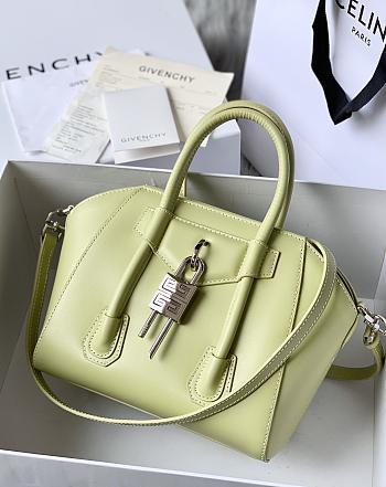 Okify Givenchy Mini Antigona Lock Bag In Light Green Box Leather 20x22x13cm 