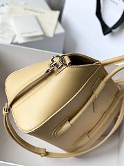 Okify Givenchy Mini Antigona Lock Bag In Beige Box Leather 20x22x13cm  - 5