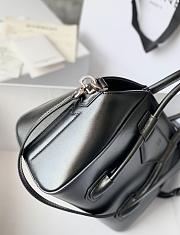 Okify Givenchy Mini Antigona Lock Bag In Black Box Leather With Silver Hardware 20x22x13cm  - 4