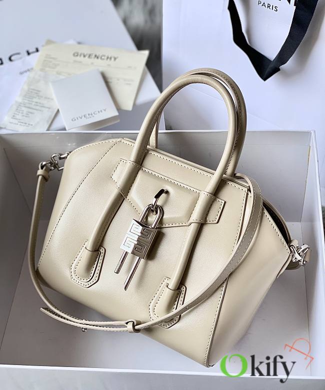 Okify Givenchy Mini Antigona Lock Bag In Cream Box Leather 20x22x13cm  - 1