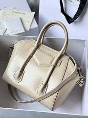 Okify Givenchy Mini Antigona Lock Bag In Cream Box Leather 20x22x13cm  - 5