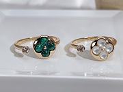 Okify Louis Vuitton Green/White Flower Ring  - 1