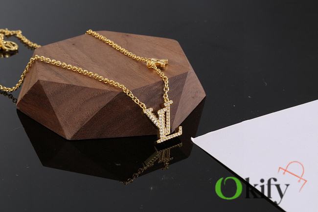 Okify Louis Vuitton Gold Necklace 22159 - 1