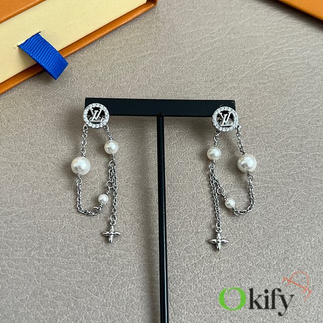Okify Louis Vuitton Silver Earrings With Pearls - 1