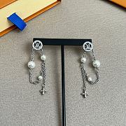 Okify Louis Vuitton Silver Earrings With Pearls - 1