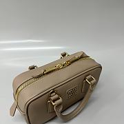 Okify MiuMiu Small Arcadie Leather Bag In Beige 22x10.5x7.5cm - 4
