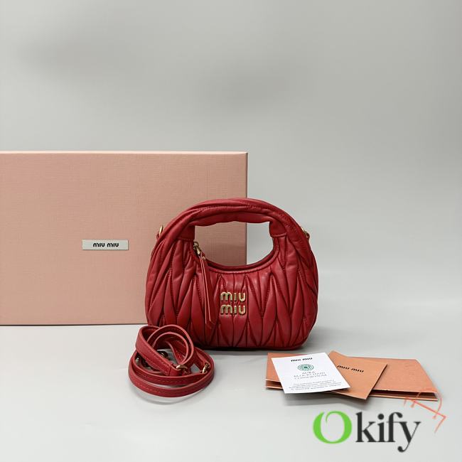 Okify MiuMiu Small Wander Matelassé Nappa Leather Hobo Bag In Red 20x17x6cm  - 1