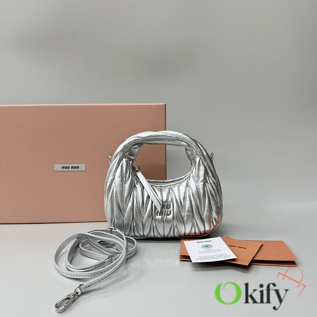 Okify MiuMiu Small Wander Matelassé Nappa Leather Hobo Bag In Silver 20x17x6cm  - 1