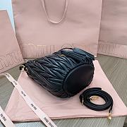 Okify MiuMiu Matelassé Nappa Leather Bucket Bag In Black 20x18x14cm  - 4