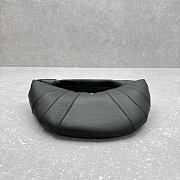 Okify Lemaire Small Fortune Croissant Bag In Black 30x18x23x6cm  - 3