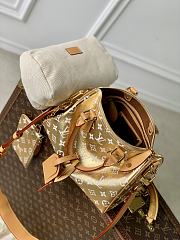 Okify Louis Vuitton Speedy 25 Bag In Gold M24443 25x15x15cm  - 5