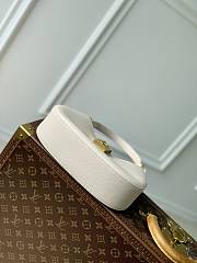 Okify Louis Vuitton Low Key Shoulder Bag In White M24990 26x18x7cm - 4