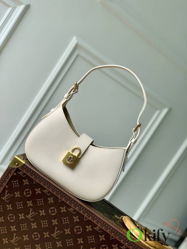 Okify Louis Vuitton Low Key Shoulder Bag In White M24990 26x18x7cm - 1
