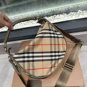 Okify Burberry B Clip Check Messenger Bag 27.5x11x19cm - 5