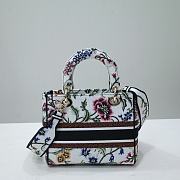 Okify Dior Lady D-Lite White Bag With Flowers 24x20x11cm - 6