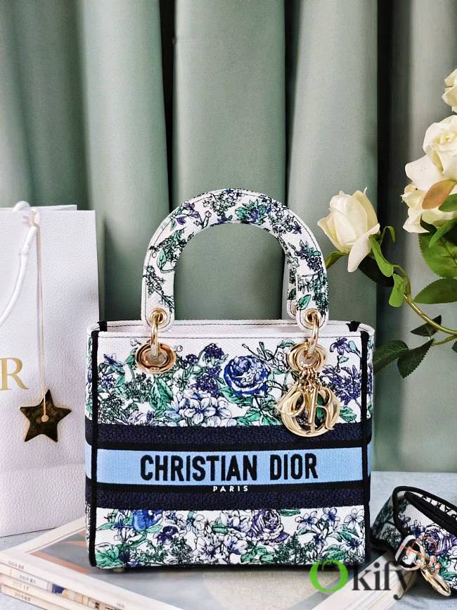 Okify Dior Lady D-Lite White Bag With Blue Tone Flowers 24x20x11cm - 1