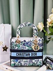 Okify Dior Lady D-Lite White Bag With Blue Tone Flowers 24x20x11cm - 1