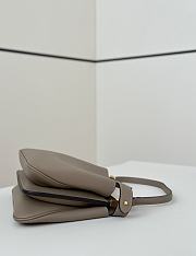 Okify Fendi Peekaboo Soft Medium Bag In Dove Gray 29x12x19cm  - 3