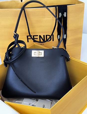 Okify Fendi Peekaboo Soft Medium Bag In Black 29x12x19cm 