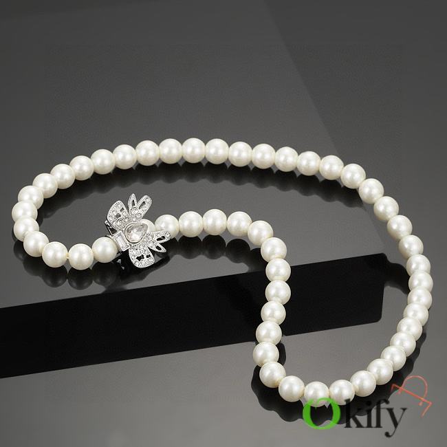 Okify MiuMiu Butterfly Charm Pearl Necklace - 1