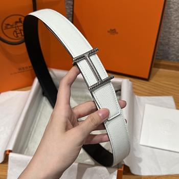 Okify Hermes Hisseo Reversible Belt In Black And White With Silver Buckle 32mm