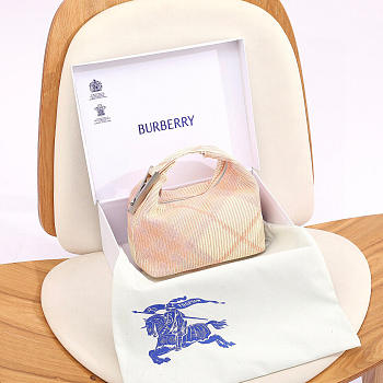 Okify Burberry Pink Peg Bag 21.5x10.5x23cm 