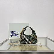Okify Burberry Green Peg Bag 16x10x26cm  - 1