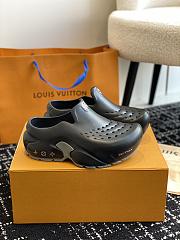 Okify Louis Vuitton Shark Clog Slippers In Black 5cm 1ABSN6 EU39-45 - 1