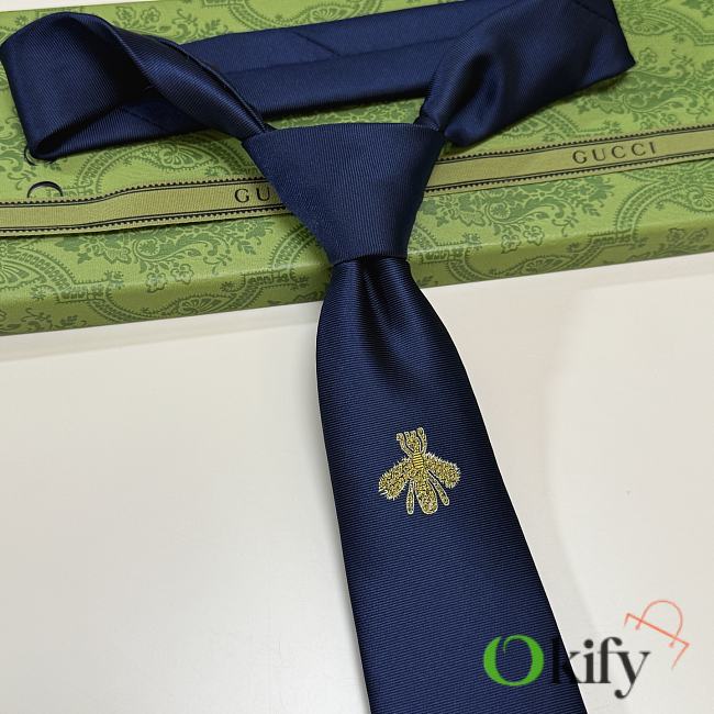 Okify Gucci Dark Blue Silk Bee Tie  - 1