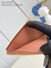 Okify Louis Vuitton Low Key Zipped Card Holder In Brown M14551 8x1x13cm - 2