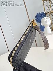 Okify Louis Vuitton Low Key Zipped Card Holder In Black M14559 8x1x13cm  - 2