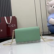 Okify Gucci Emblem Wallet On Chain In Green 20x13x4cm  - 1